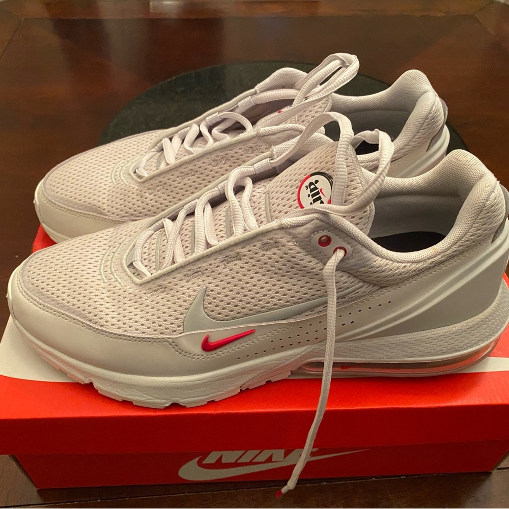 Nike AirMax Pulse